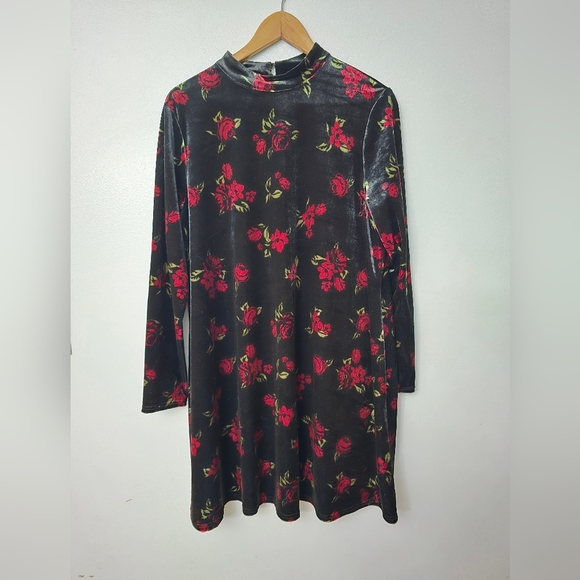 Falls Creek Womens Dark Floral Velvet Dress Size XL Black Stretch Whimsigoth - Picture 1 of 11